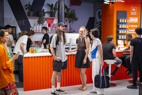 Le JBL Store : un événement dans l'événement - © JBL